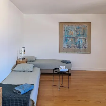 Loft 80m2 Au 9eme Etage Avec Ascenseur - Parking Gratuit - Vues Panoramiques Sur *